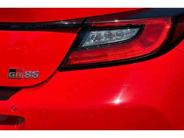 2024 Toyota GR86 Premium - Photo 25