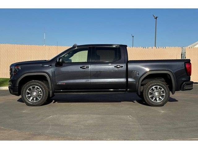 2024 GMC Sierra 1500 AT4 - Photo 7