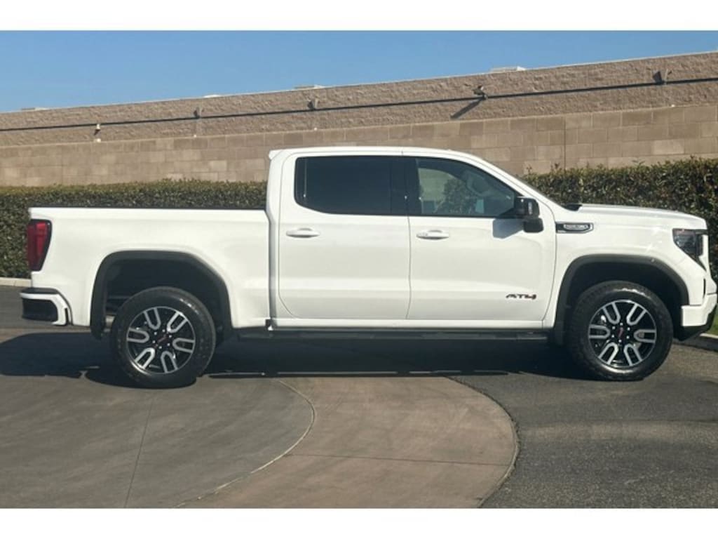 Used 2023 GMC Sierra 1500 AT4 Truck Crew Cab