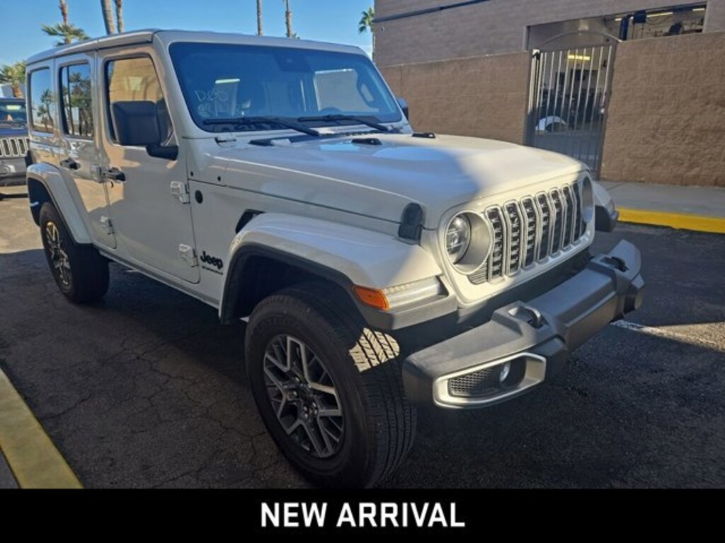 Used 2025 Jeep Wrangler Sahara SUV