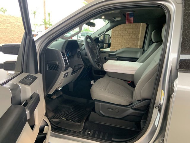 2020 Ford F-250 XLT photo 3