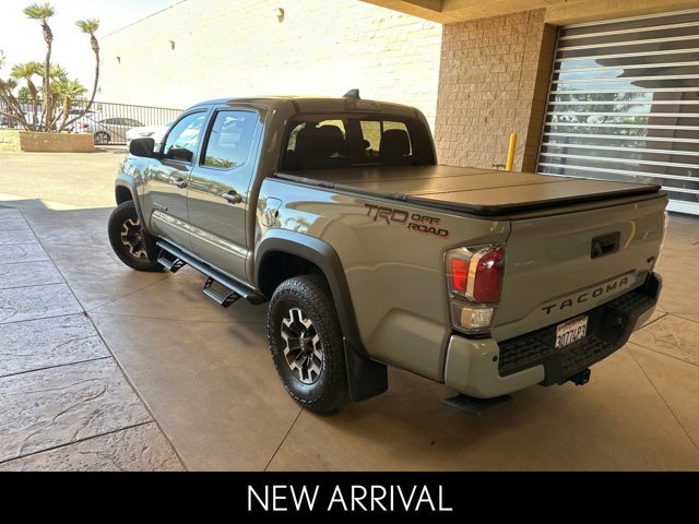 2022 Toyota Tacoma TRD photo 3