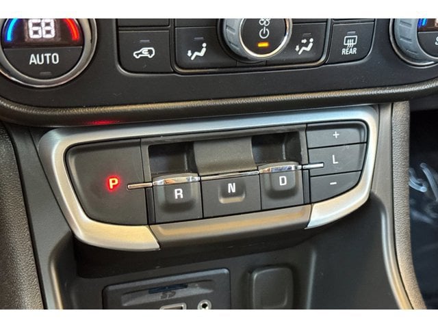 2022 GMC Terrain SLT - Photo 22