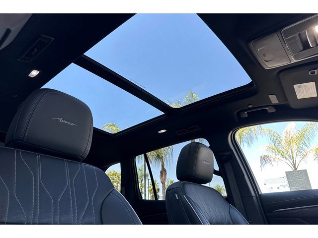 2025 Buick Enclave Avenir - Photo 19
