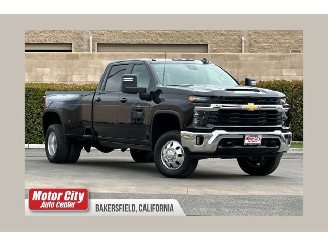 2024 Chevrolet Silverado HD LT 4WD Crew Cab Long Box DRW's photo