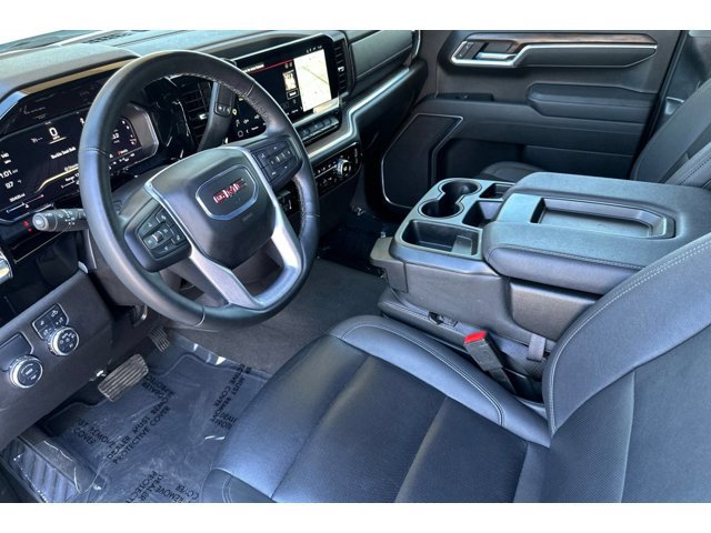 2025 GMC Sierra 1500 SLT - Photo 10