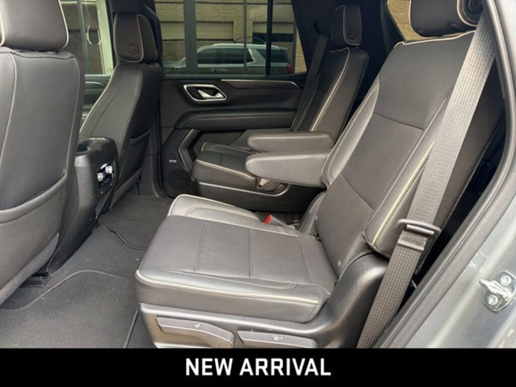 Used 2022 GMC Yukon SLT SUV