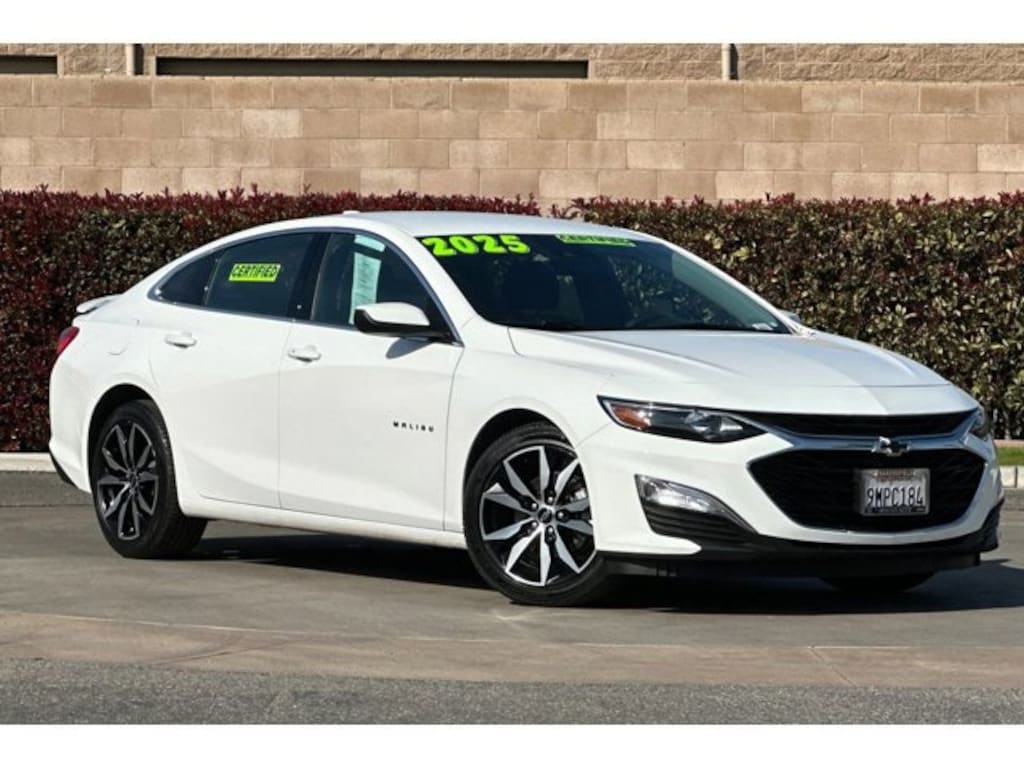 Used 2025 Chevrolet Malibu RS Sedan