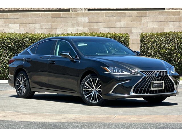 2024 Lexus ES 300h Premium photo 2