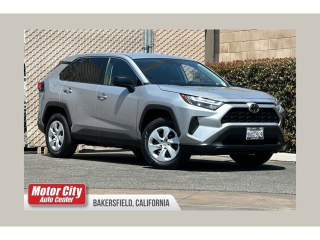 2023 Toyota RAV4 LE - Photo 1