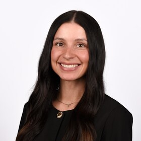 Staff member JENNELLE ARRINGTION from 1e7113420d26