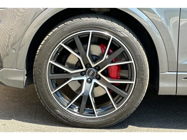 2020 Audi Q8 Premium Plus - Photo 28