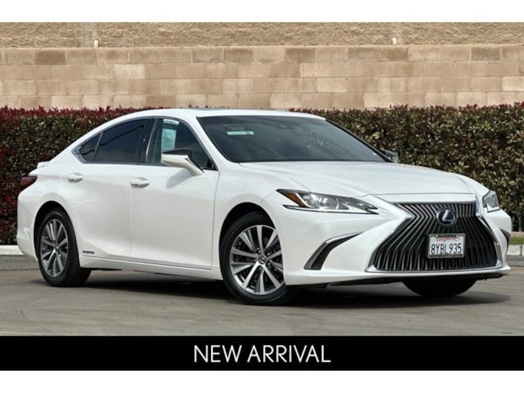 Certified 2021 Lexus ES ES 300h Sedan