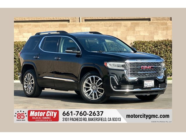 2023 GMC Acadia Denali's photo