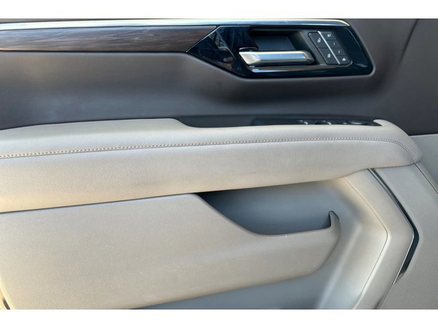 2025 Chevrolet Tahoe LT - Photo 11