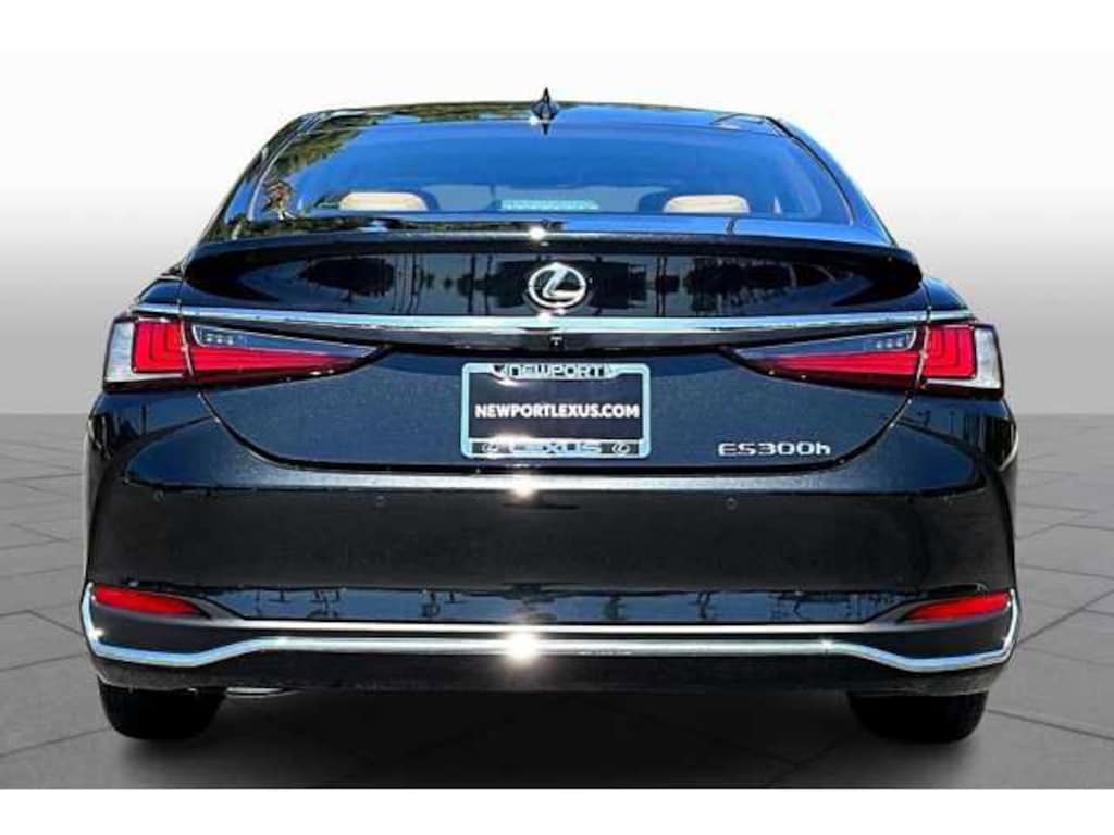 New 2025 Lexus ES 300h  Car