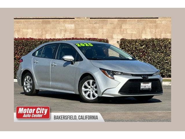 2025 Toyota Corolla LE