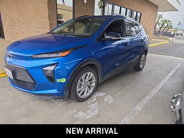 2023 Chevrolet Bolt EUV LT's photo