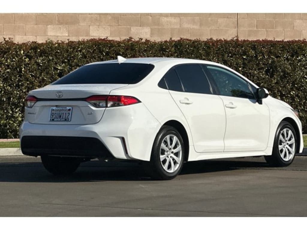 Used 2023 Toyota Corolla LE Sedan