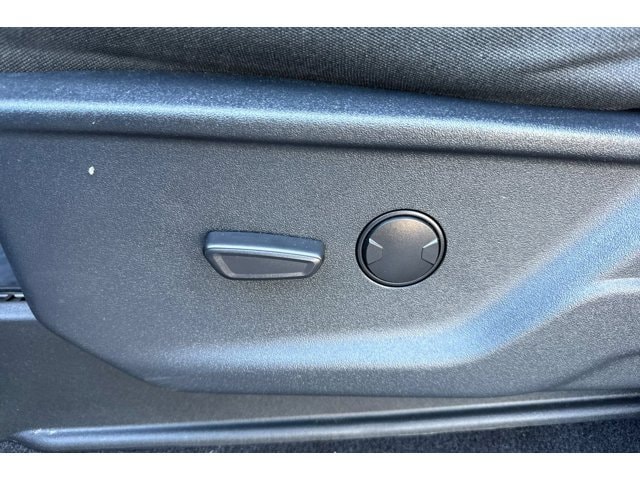 2025 Ford F-150 XLT - Photo 13
