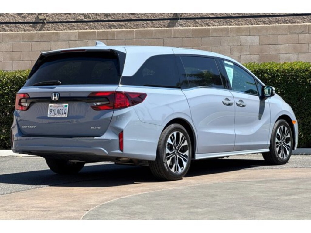 Used 2026 Honda Odyssey Elite Van Passenger