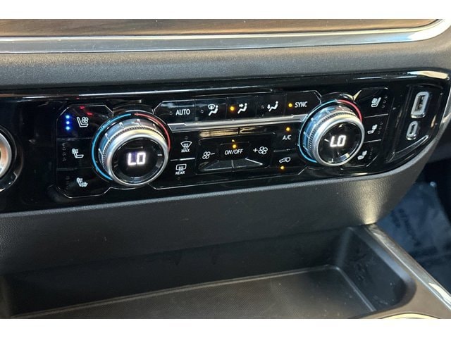 2023 GMC Sierra 1500 SLT - Photo 20