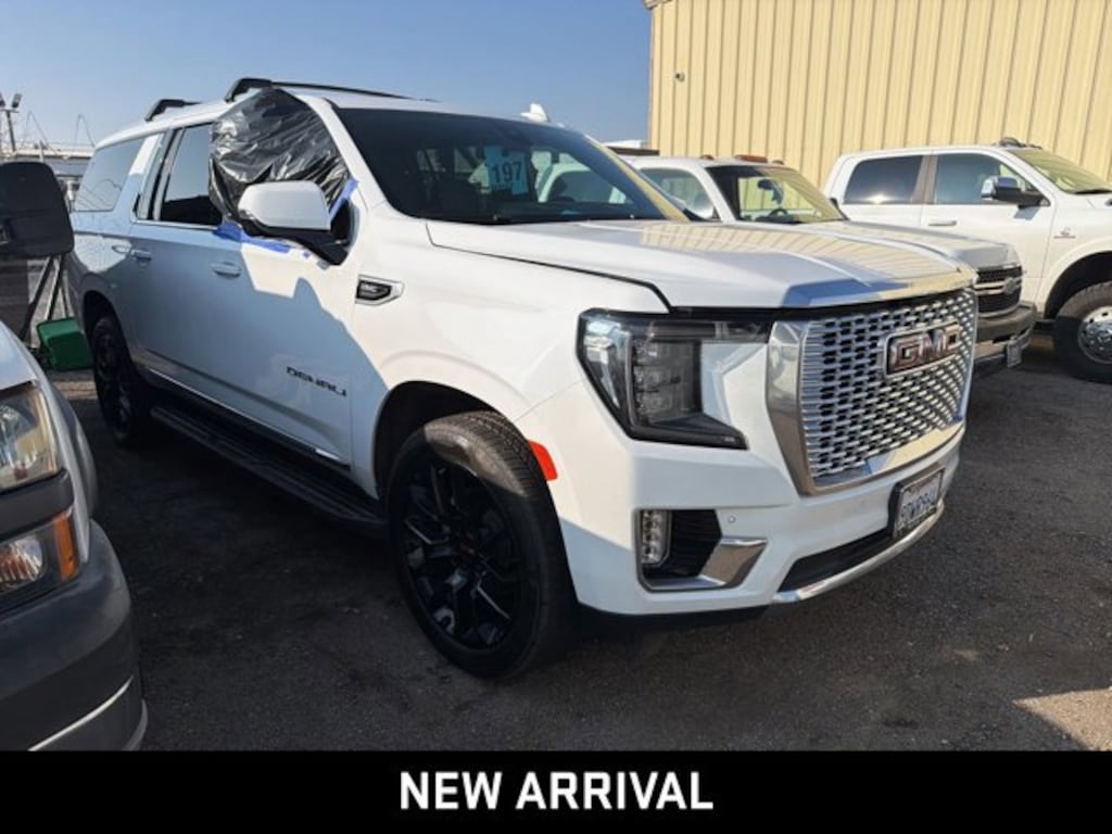 Used 2022 GMC Yukon XL Denali SUV