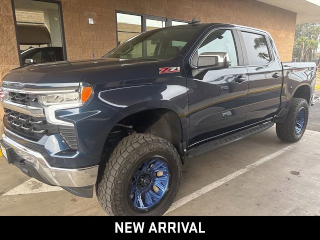Used 2022 Chevrolet Silverado 1500 LT Truck Crew Cab