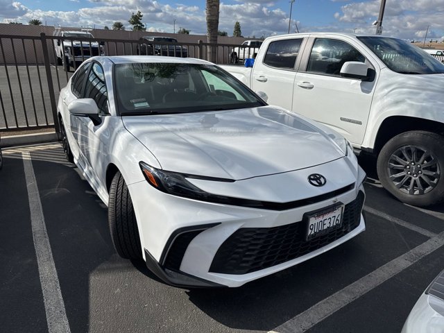 2025 Toyota Camry LE photo 2