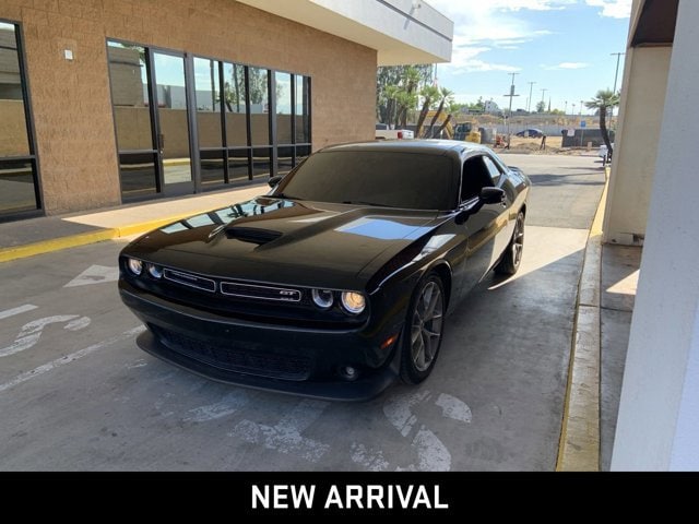 2022 Dodge Challenger GT Auto's photo