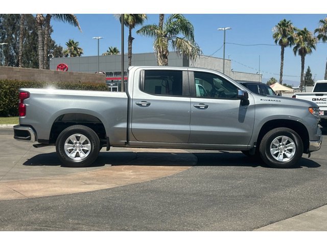 2025 Chevrolet Silverado 1500 LT photo 3