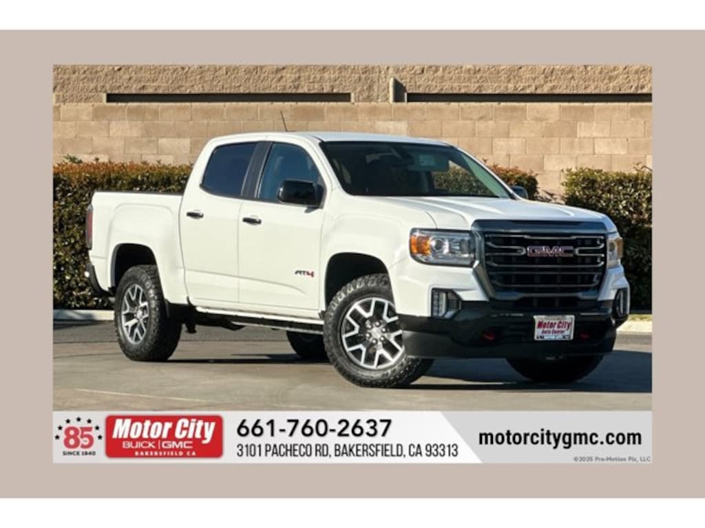 Used 2022 GMC Canyon 4WD AT4 w/Cloth Truck Crew Cab