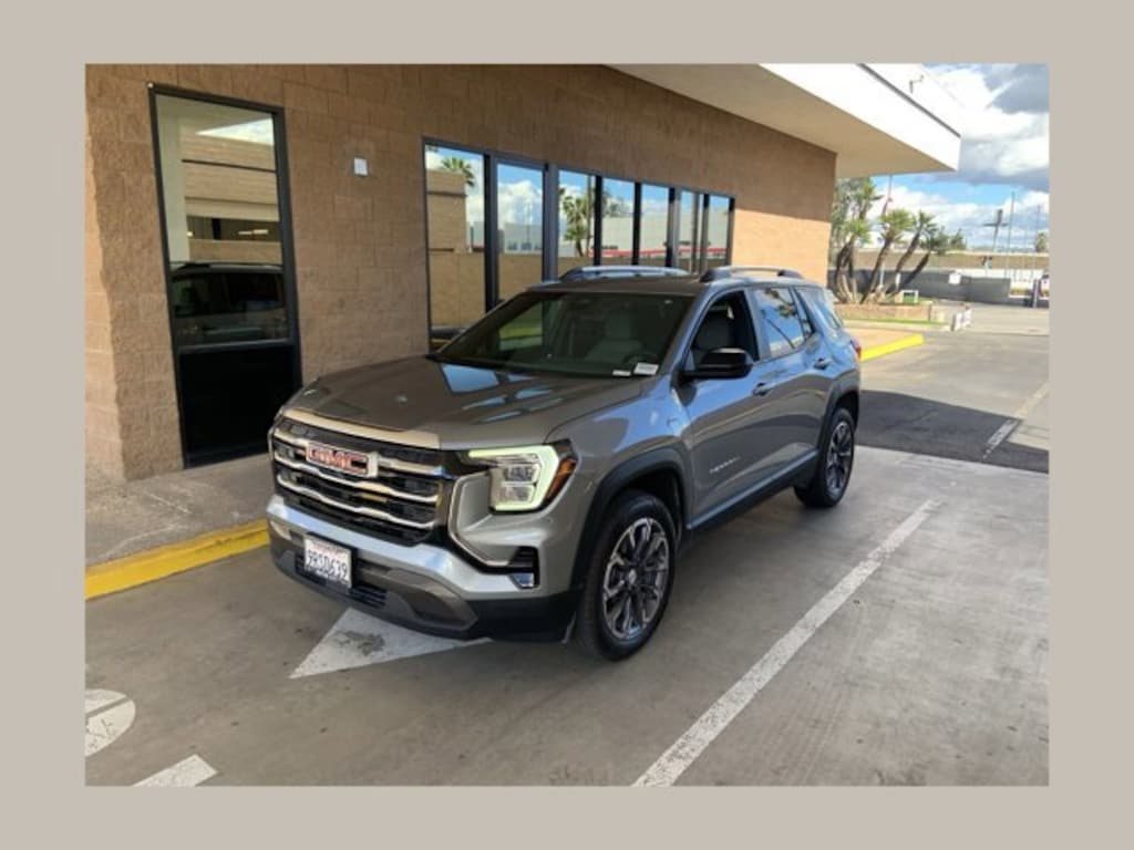 Used 2025 GMC Terrain AWD Elevation SUV