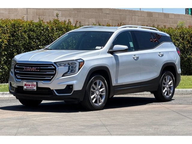 2022 GMC Terrain SLT - Photo 8