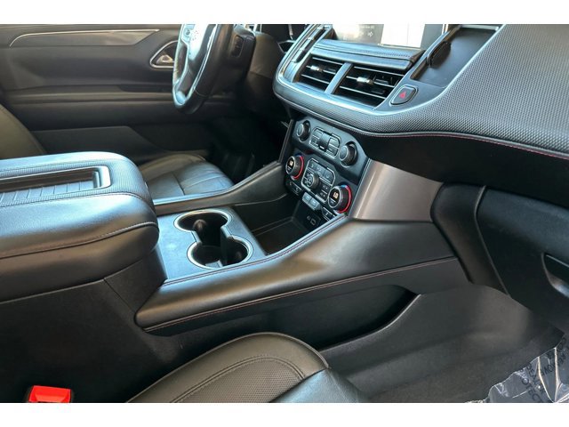 2022 Chevrolet Suburban RST - Photo 18
