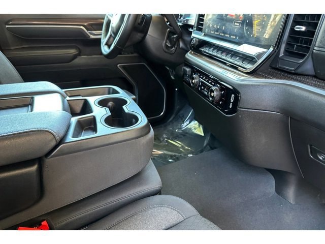 2025 Chevrolet Silverado 2500HD LT - Photo 16