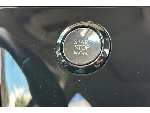 2025 Lexus NX 250 - Photo 23
