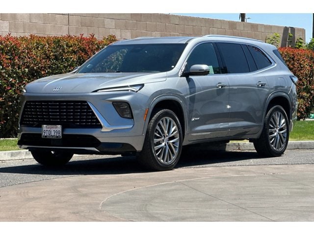 2025 Buick Enclave Avenir - Photo 8