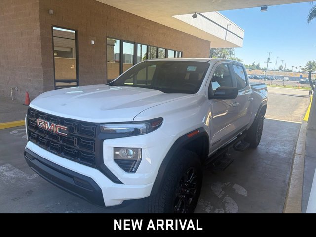2024 GMC Canyon 2WD Elevation Crew Cab Short Box's photo