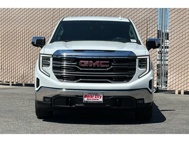 2025 GMC Sierra 1500 SLT - Photo 9
