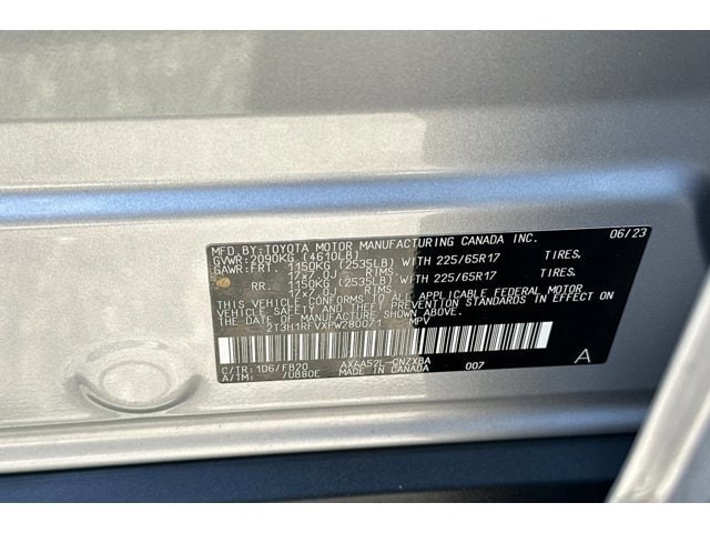 2023 Toyota RAV4 LE - Photo 28