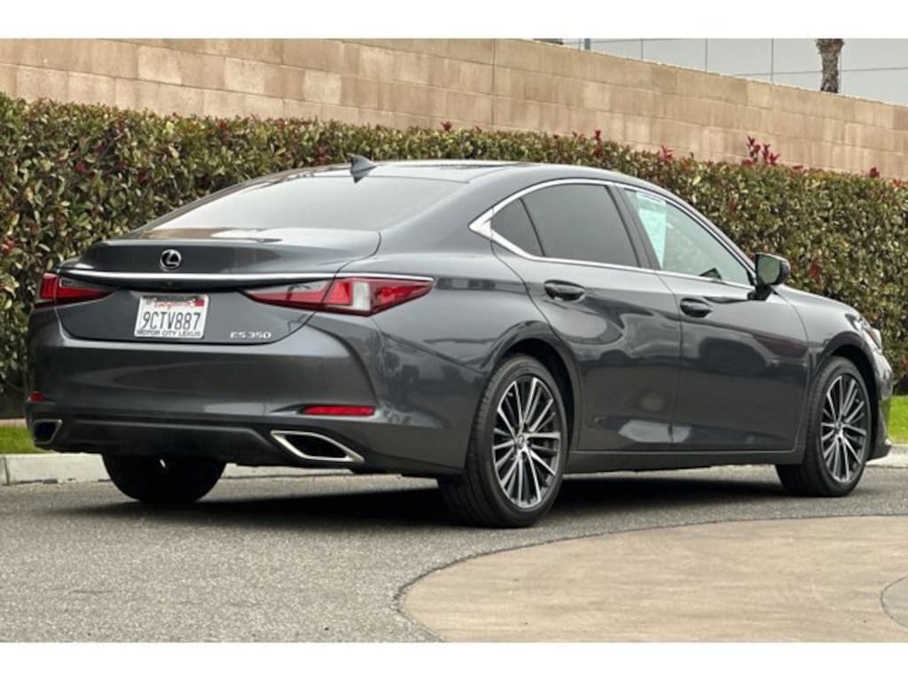 Certified 2022 Lexus ES 350 Sedan