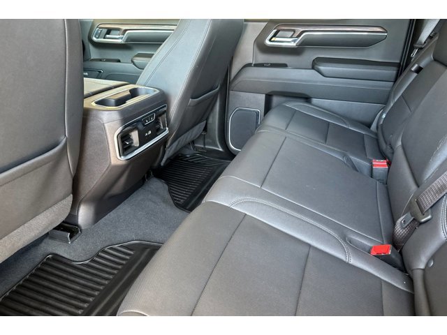 2024 GMC Sierra 1500 SLT - Photo 13