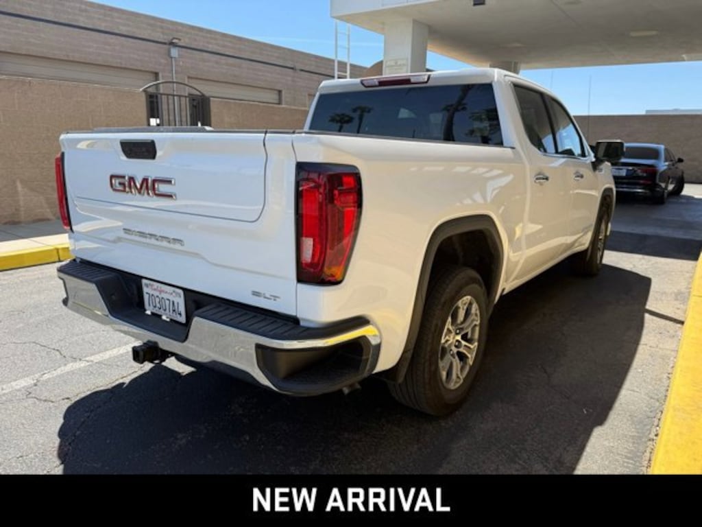 Used 2025 GMC Sierra 1500 SLT Truck Crew Cab