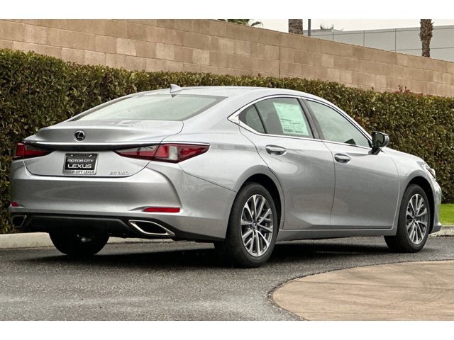 2025 Lexus ES 350 photo 4