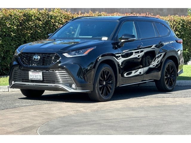 2025 Toyota Highlander XSE - Photo 8
