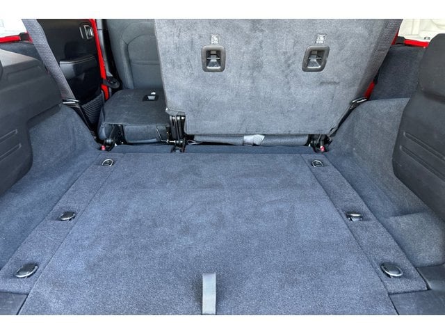 2025 Jeep Wrangler 4-Door Sahara - Photo 15