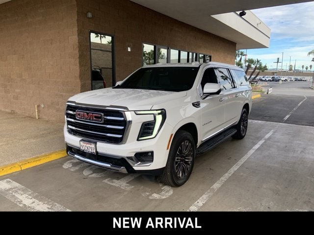 2025 GMC Yukon XL Elevation's photo