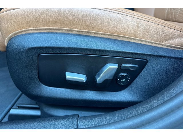 2023 BMW 5 Series 530i - Photo 12