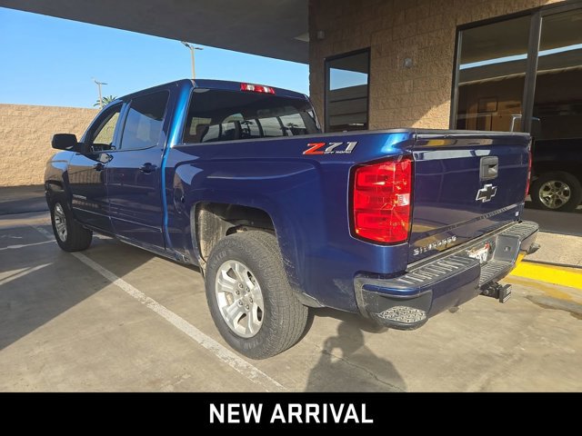 2018 Chevrolet Silverado 1500 LT photo 3